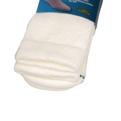 FOUNDATION® DIABETIC AIR CUSHION WIDE CALF CREW SOCKS - WHITE